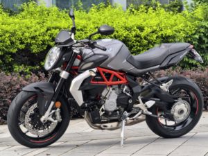 二手奥古斯塔Dragster 800
