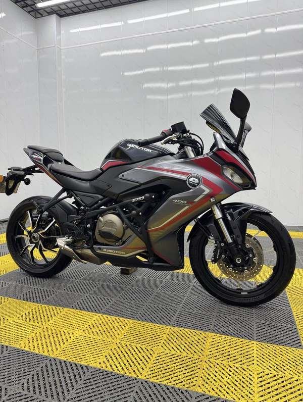 二手QJMOTOR赛400