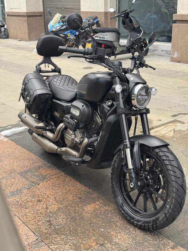 二手QJMOTOR闪300