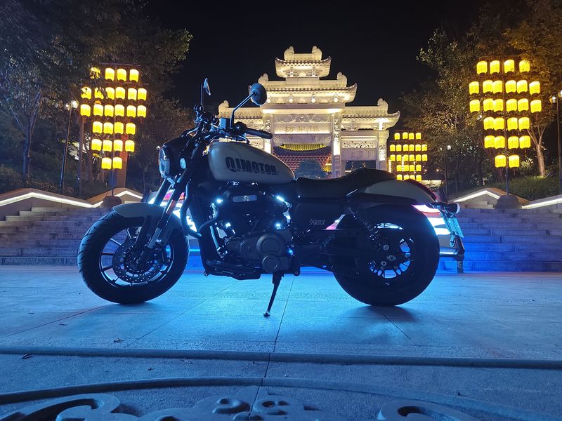 二手QJMOTOR闪300