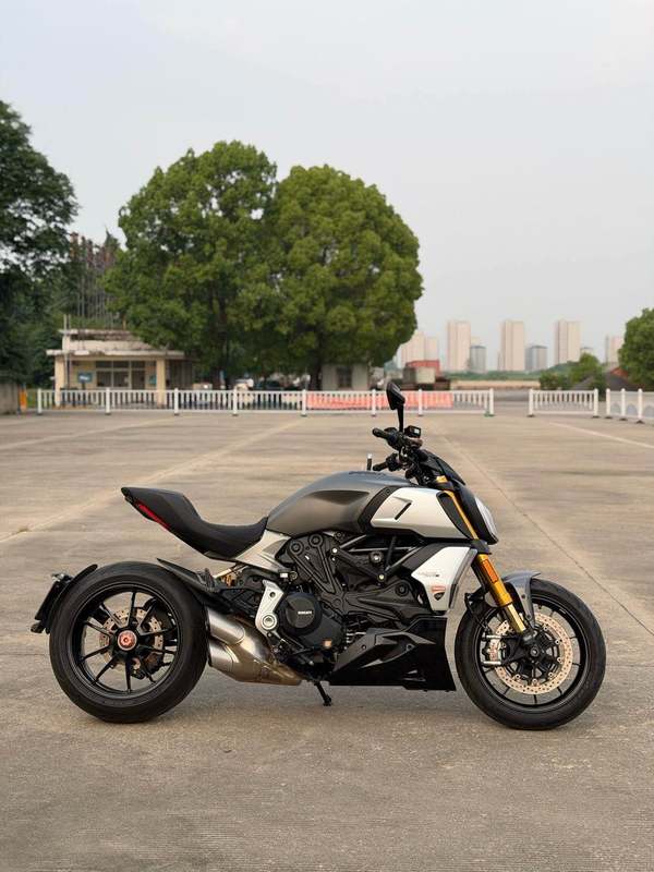 二手杜卡迪Diavel 
