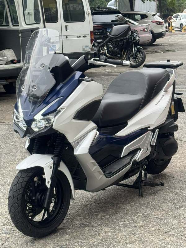 二手大阳V锐 ADV350