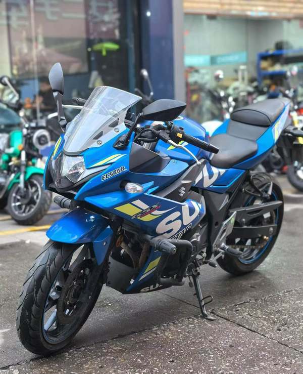 二手豪爵铃木GSX250R