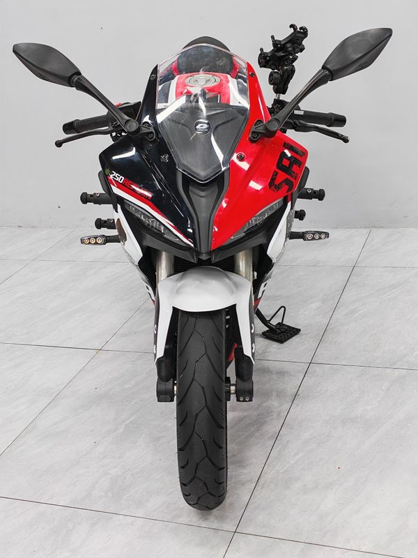 二手QJMOTOR赛250