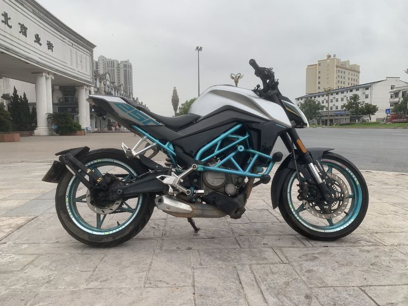 二手春风250NK
