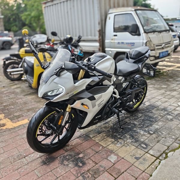 二手春风250SR