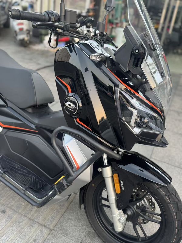 二手QJMOTOR鸿250ADV