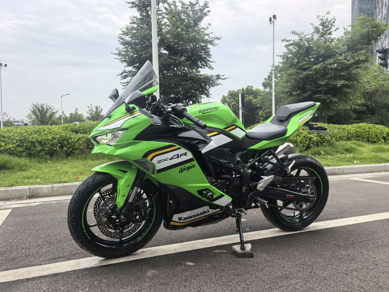 二手川崎ZX-4R