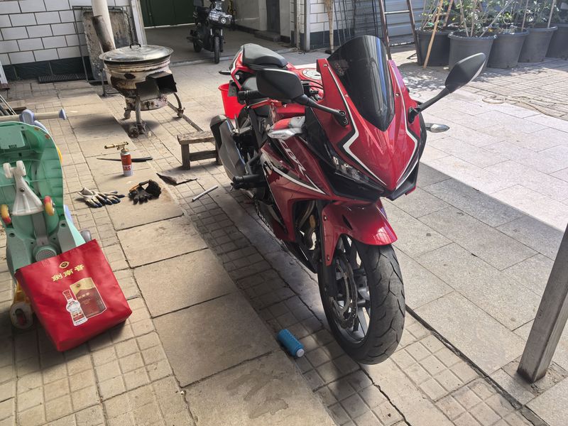 二手本田CBR400R