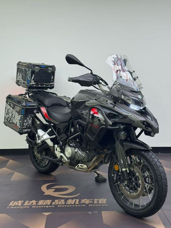 二手贝纳利金鹏 TRK502