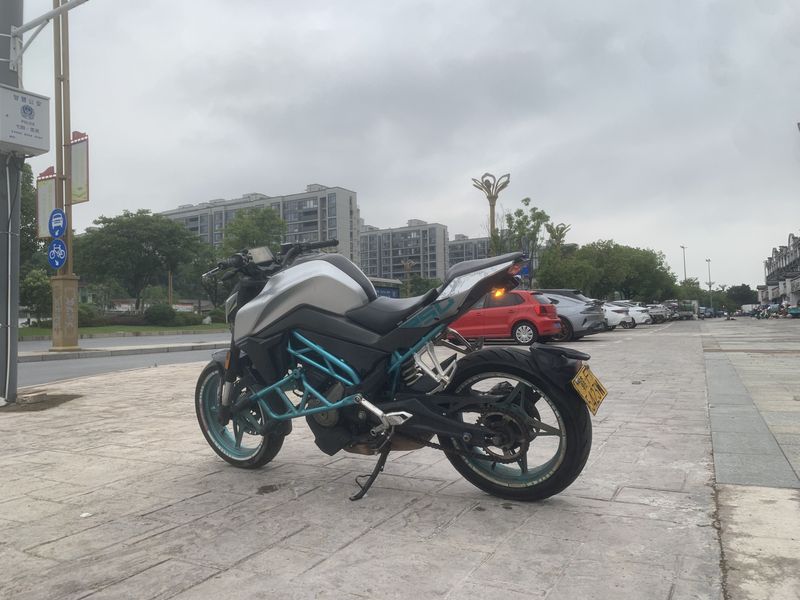 二手春风250NK