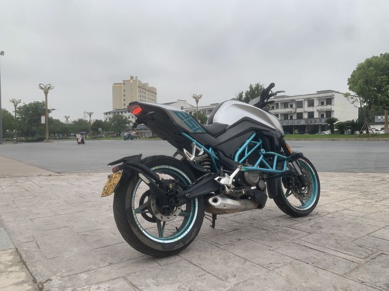 二手春风250NK