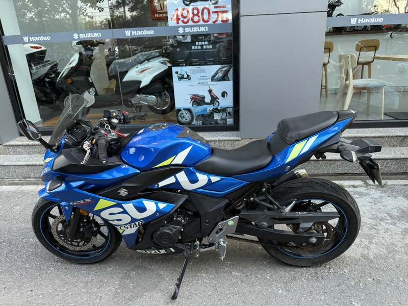 二手豪爵铃木GSX250R