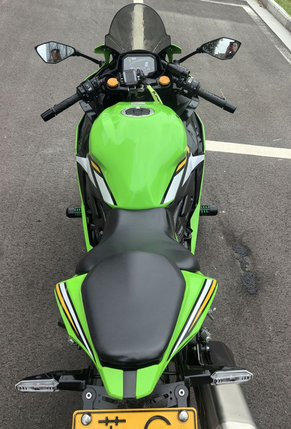 二手川崎ZX-4R