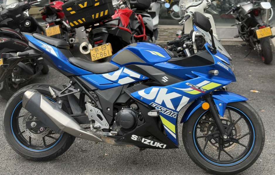二手豪爵铃木GSX250R