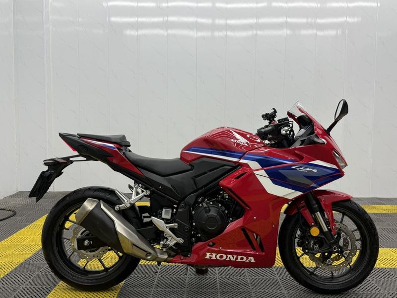 二手本田CBR400R