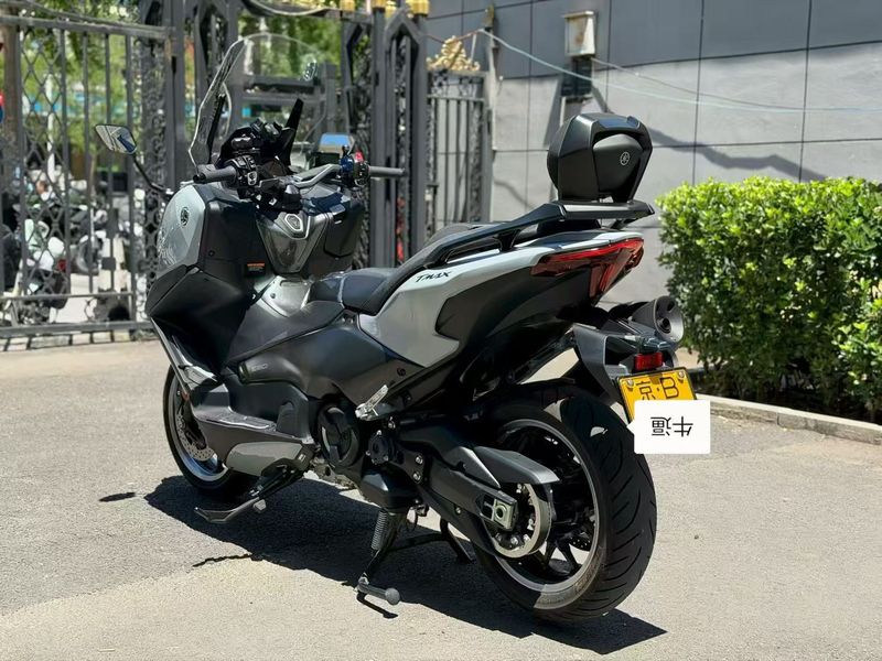 二手雅马哈TMAX