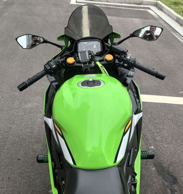 二手川崎ZX-4R