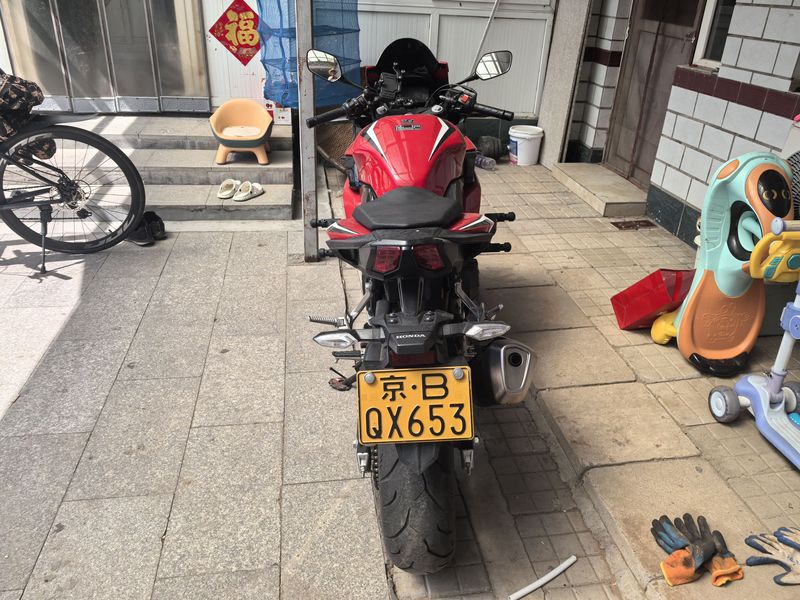 二手本田CBR400R