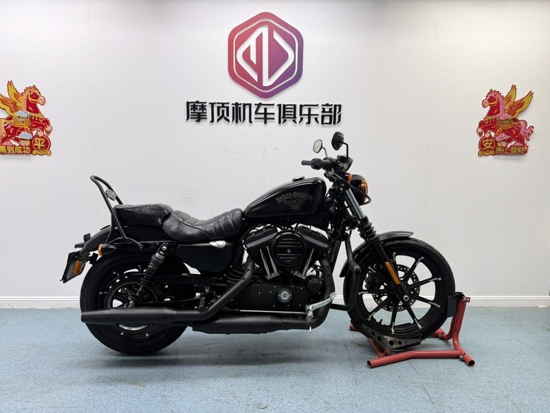 二手哈雷戴维森Iron883 硬汉
