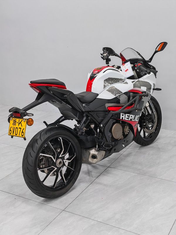 二手QJMOTOR赛250