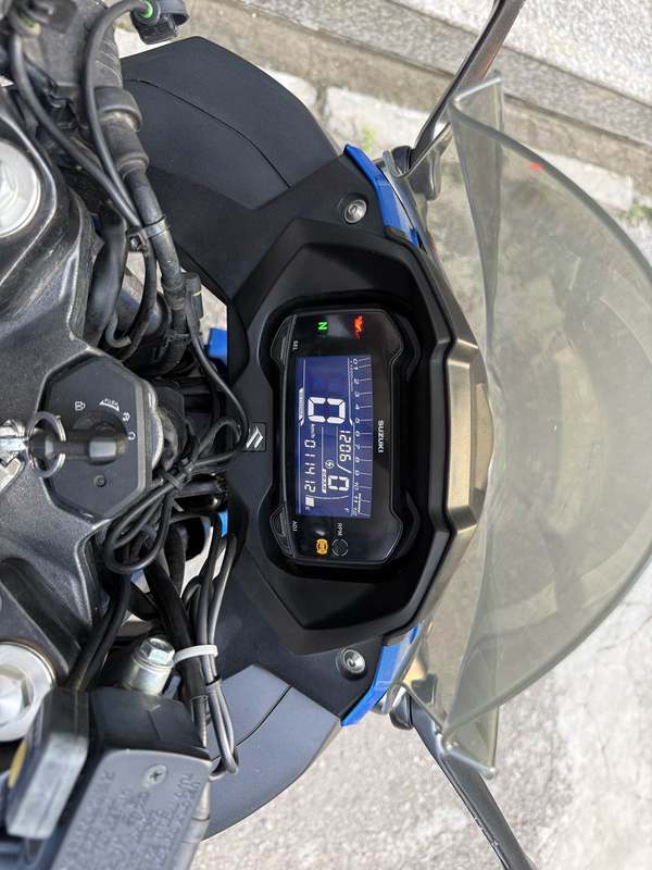 二手豪爵铃木GSX250R