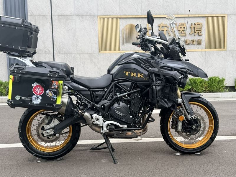 二手贝纳利TRK702