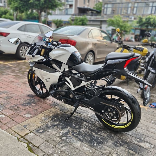 二手春风250SR