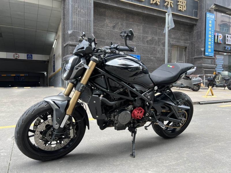 二手贝纳利752S