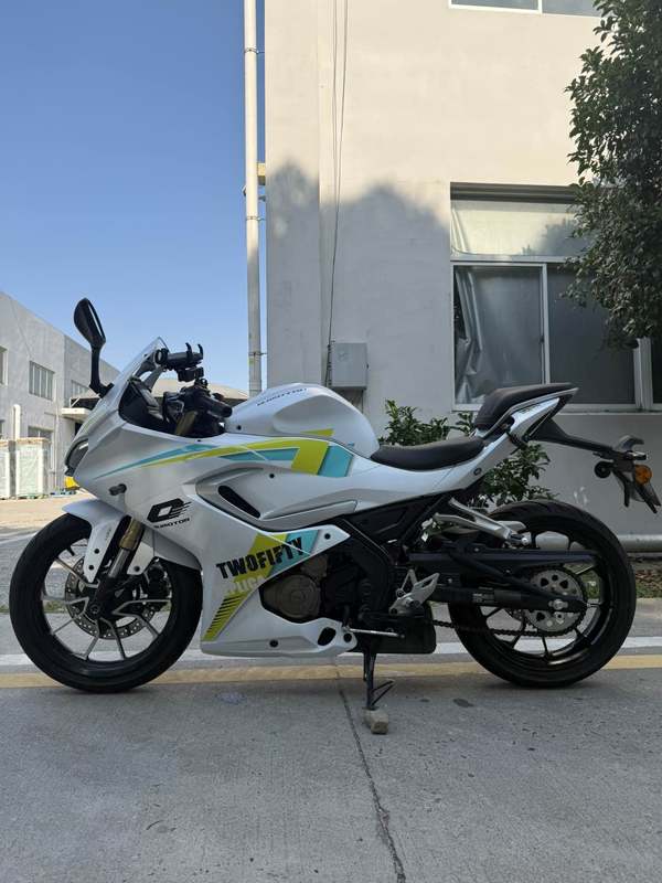 二手QJMOTOR赛250