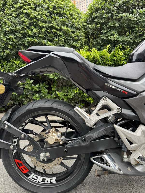二手五羊本田CB190R 暴锋眼