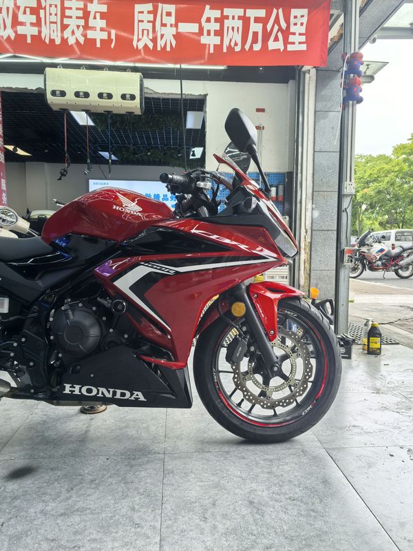 二手本田CBR400R