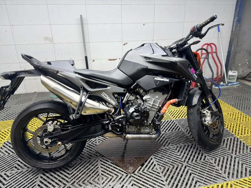二手KTMR2R790 Duke