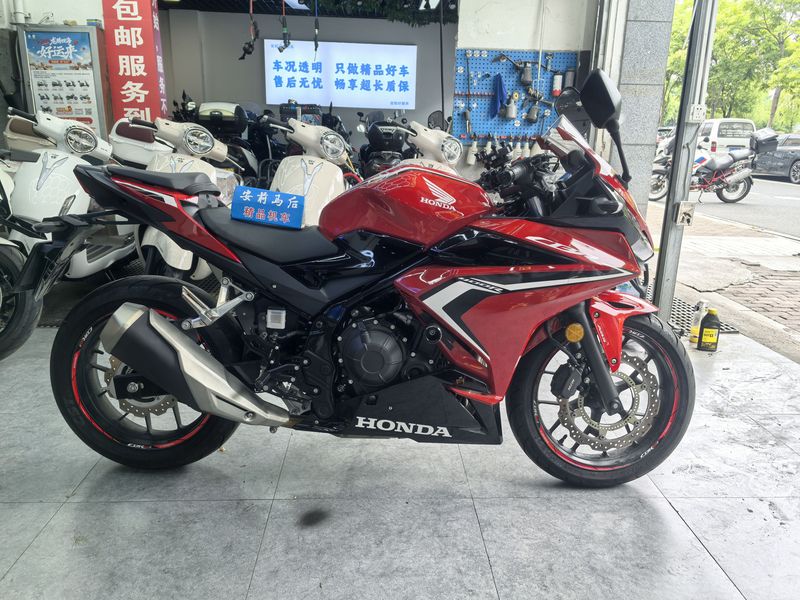 二手本田CBR400R