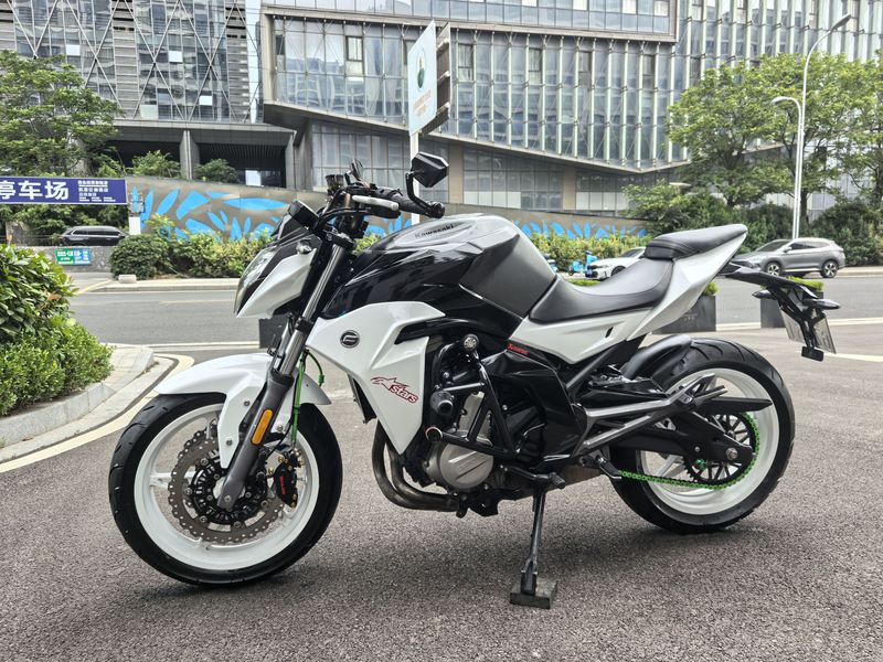 二手春风650NK