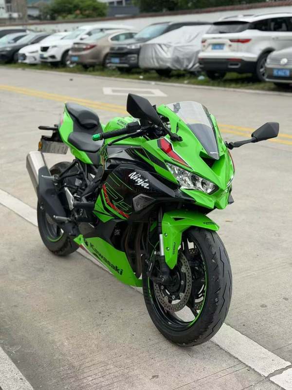 二手川崎ZX-4R