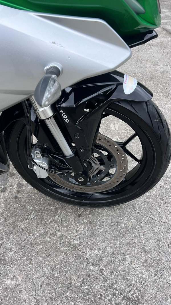 二手贝纳利龙卷风 Tornado 252R