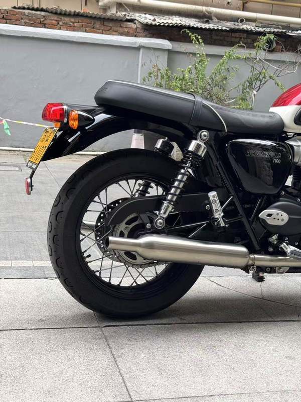 二手凯旋Bonneville T100