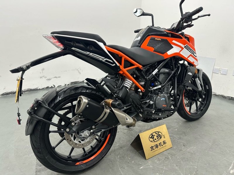 二手KTMR2R250 Duke