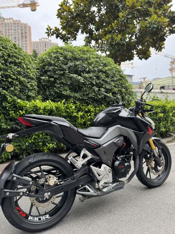二手五羊本田CB190R 暴锋眼