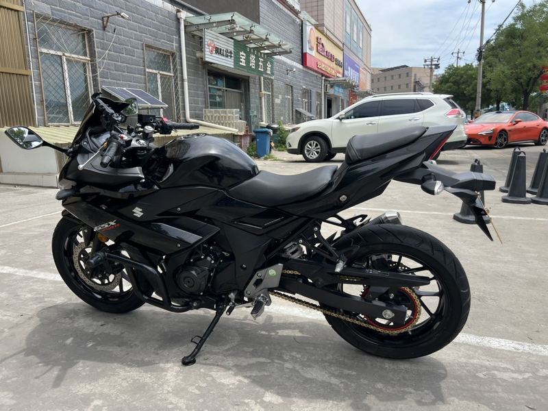 二手豪爵铃木GSX250R