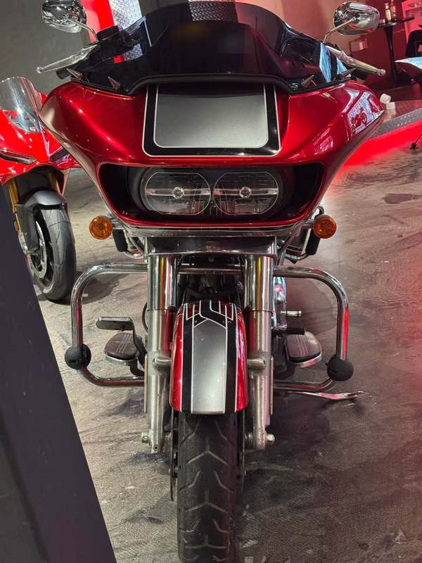 二手哈雷戴维森公路滑翔 Road Glide
