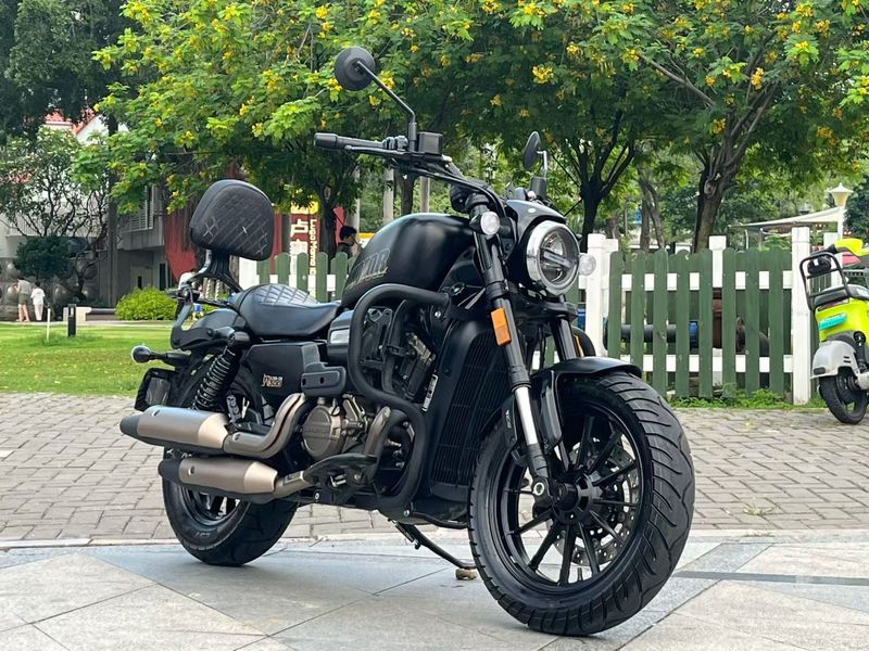 二手QJMOTOR闪300