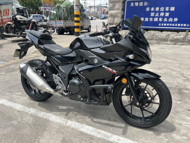 二手豪爵铃木GSX250R