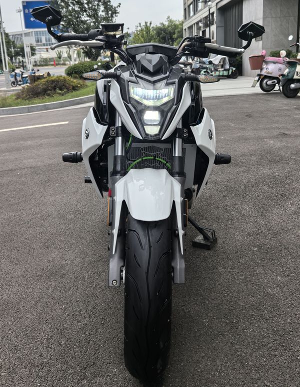 二手春风650NK