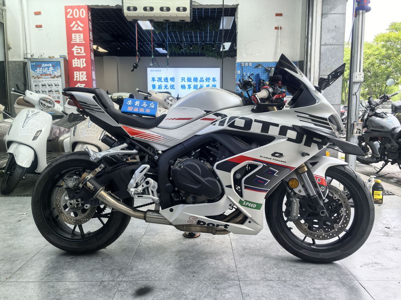 二手QJMOTOR赛800