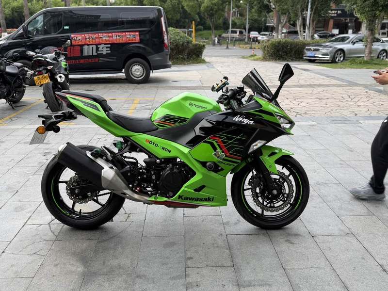 二手川崎Ninja 400