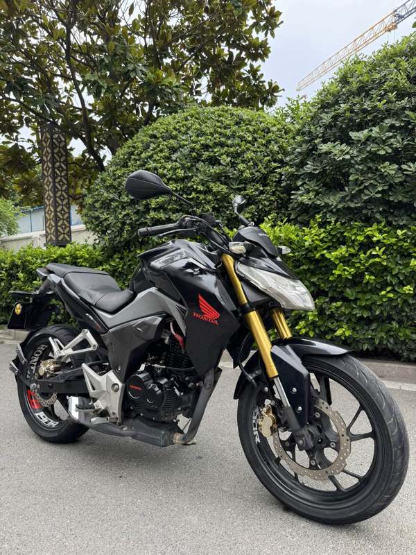 二手五羊本田CB190R 暴锋眼