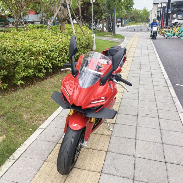 二手张雪机车500RR