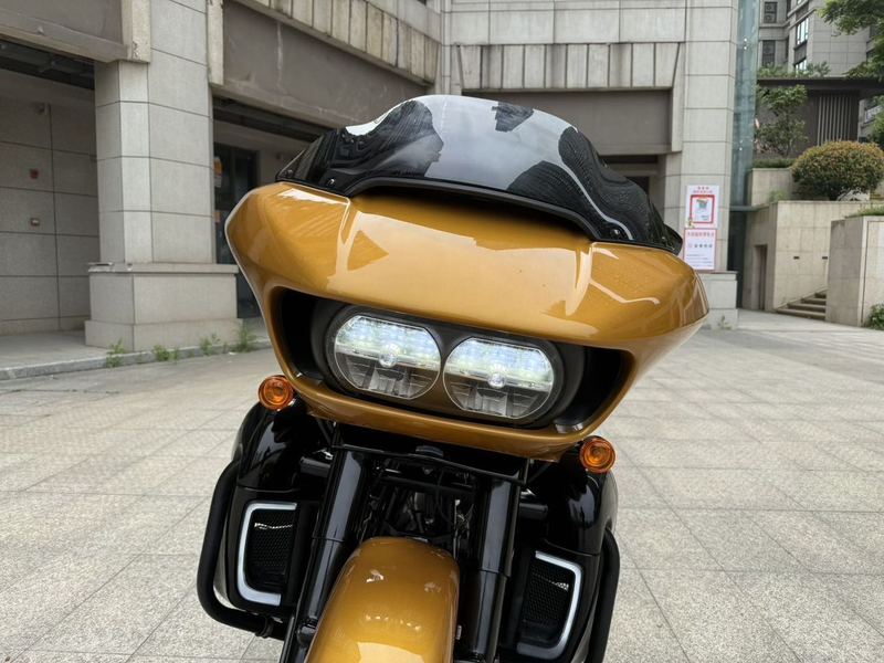 二手哈雷戴维森公路滑翔 Road Glide